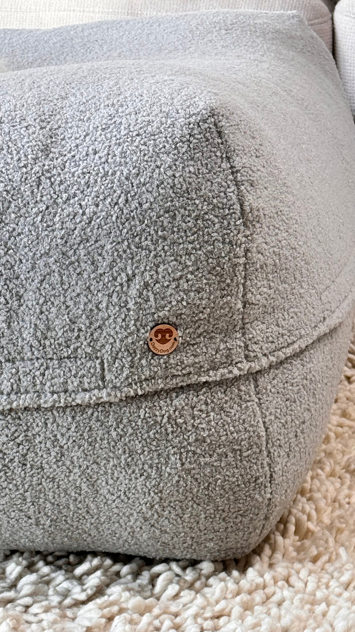 Sale - Bezug für Dozzy Pouf M - Teddystoff hellgrau