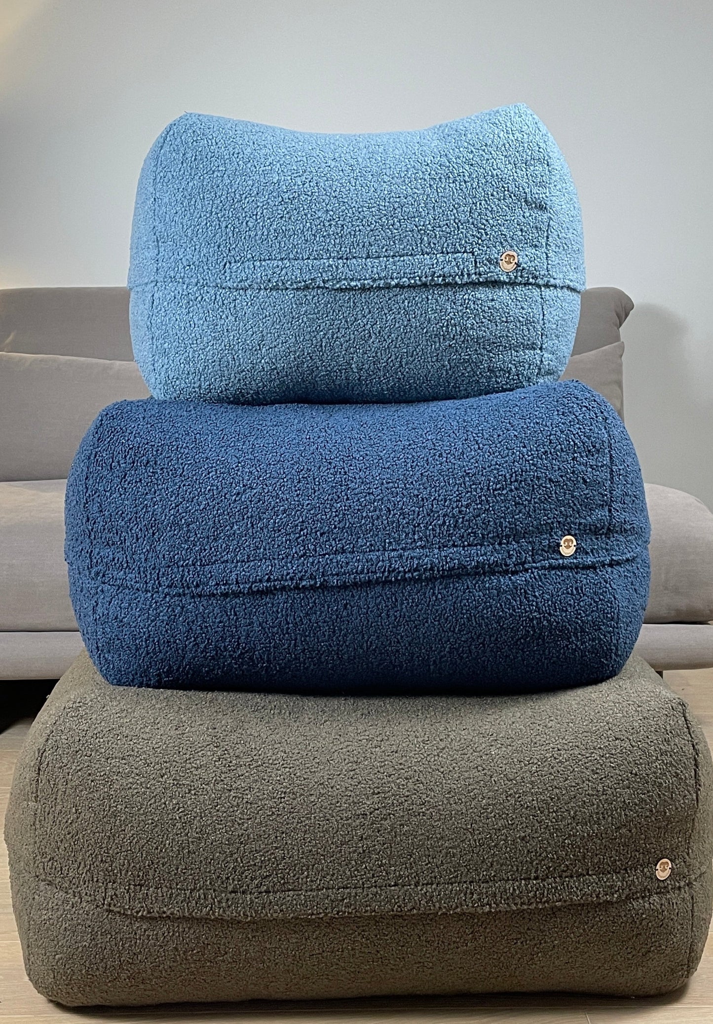 Dozzy Pouf – Teddystoff Hellblau