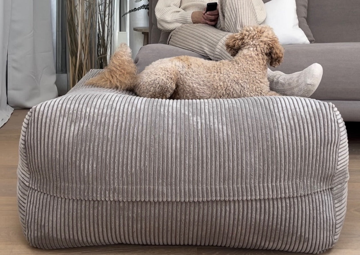 Dozzy Pouf – Breitcord Taupe