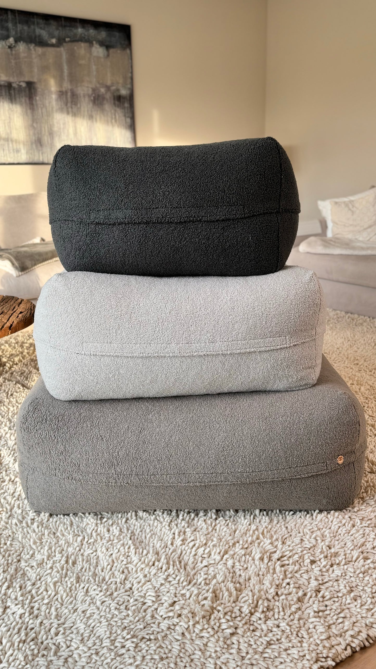 Sale- Dozzy Pouf S - Teddystoff dunkelgrau